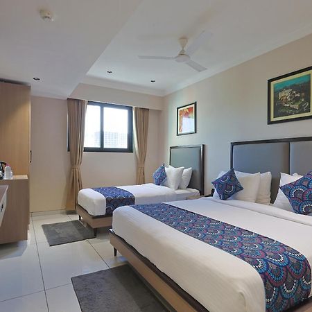 Hotel Royal Town Ahmedabad Exterior foto