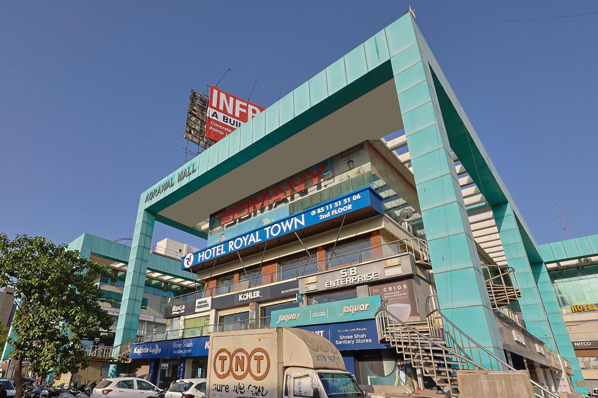 Hotel Royal Town Ahmedabad Exterior foto
